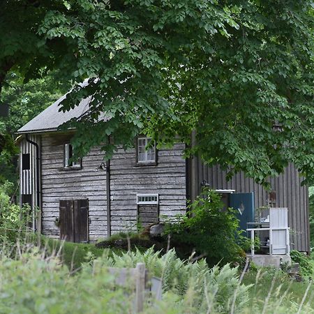 Ed Henneviken Bnb מראה חיצוני תמונה